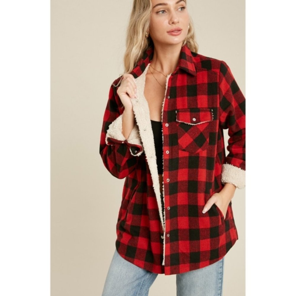 **ONE LEFT-Medium**Red-Buffalo Plaid Sherpa